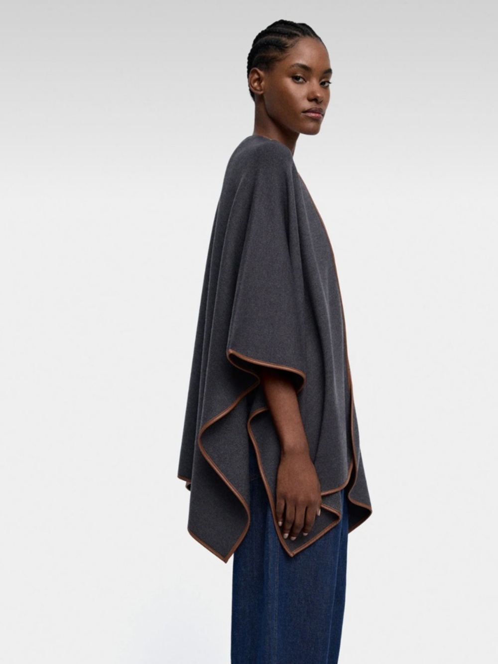PARFOIS Poncho - Charcoal Grey Knit With Contrasting Stitching Detail (One Size) - Picture 3 of 13